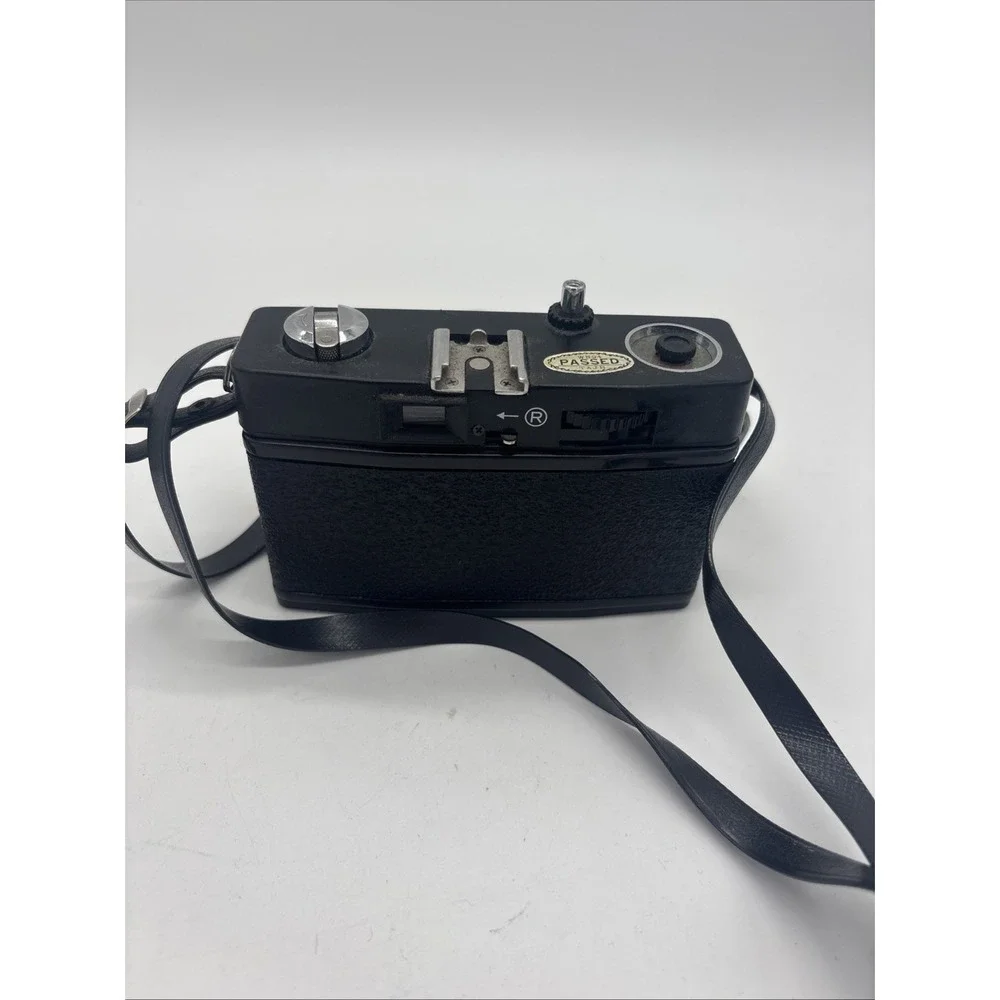 Bentley WX-3 35mm Vintage Camera UNTESTED